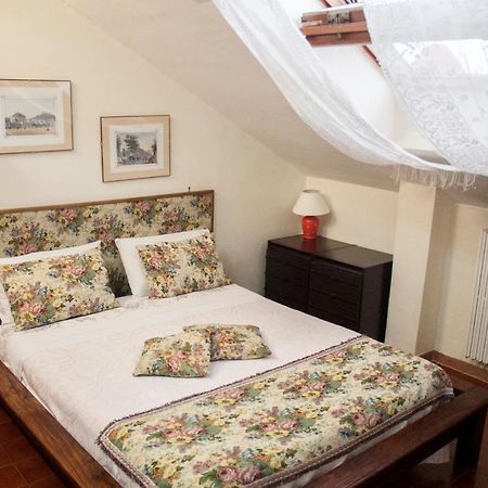 B&B Carlo Terzo San Nicola la Strada Esterno foto